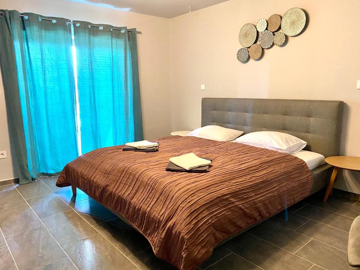 Balkon Apartmanhaz Panzio 巴拉顿菲赖德 外观 照片